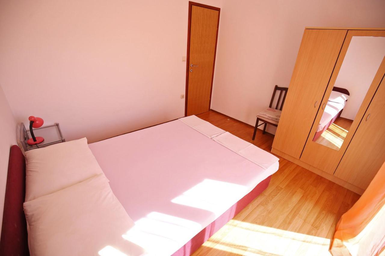 Apartmani Buca Биоград-на-Мору Экстерьер фото